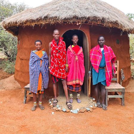 Africa Safari Maasai Boma Camping Serengeti-Savanne Exterior foto